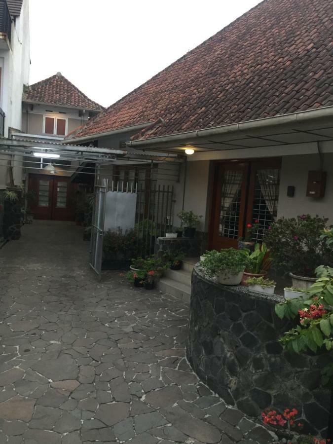De Riau Guesthouse 반둥 외부 사진