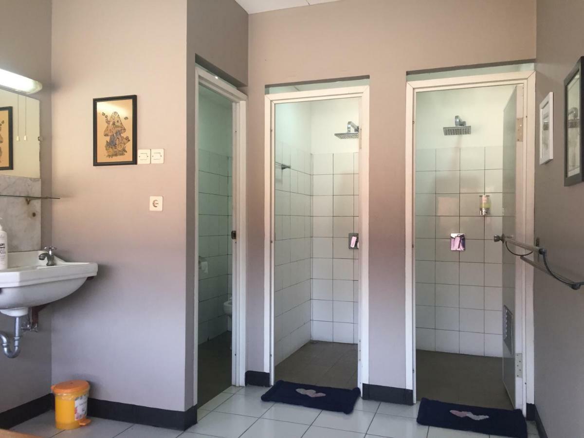 De Riau Guesthouse 반둥 외부 사진